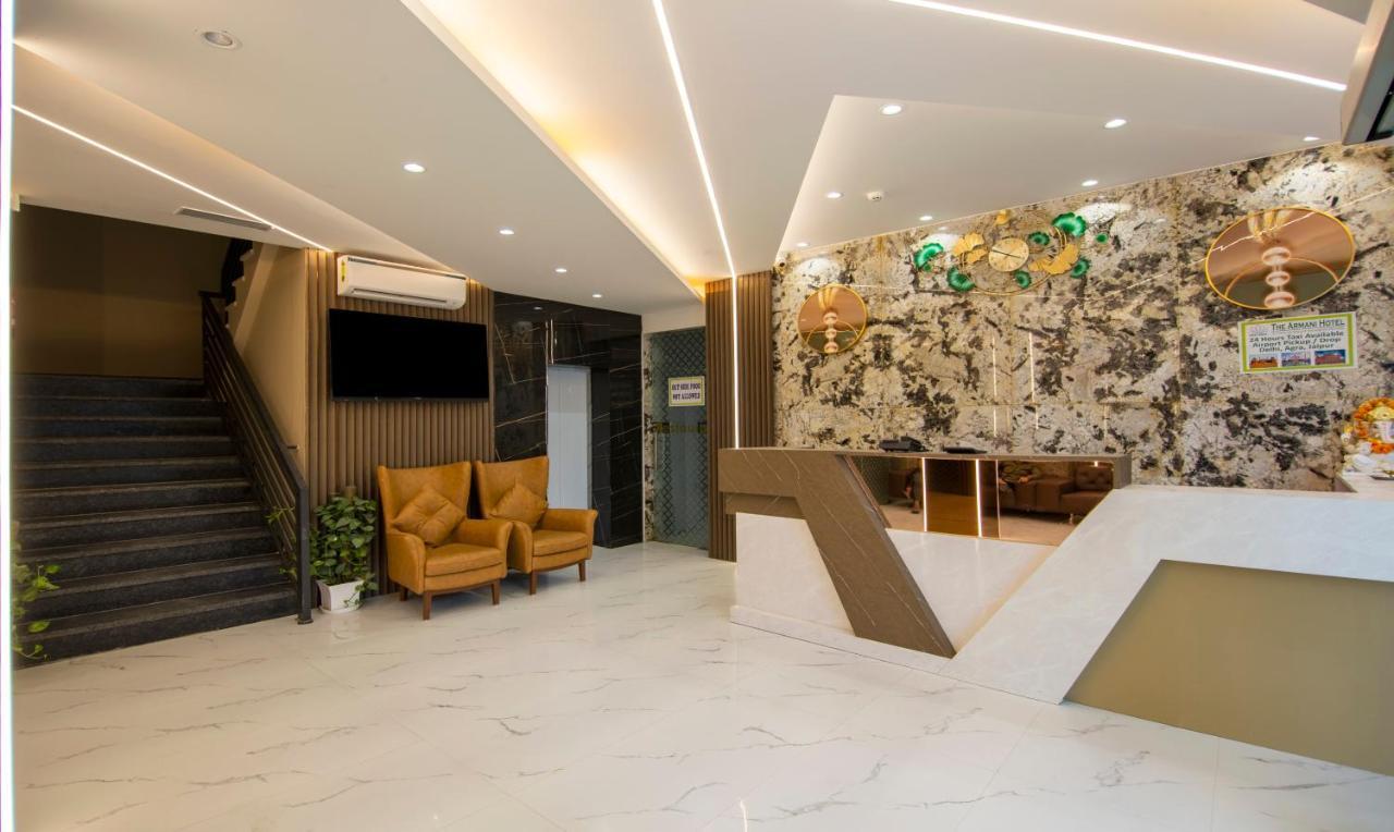 Hotel Treebo The Armani Near Igi Airport Nuova Delhi Esterno foto
